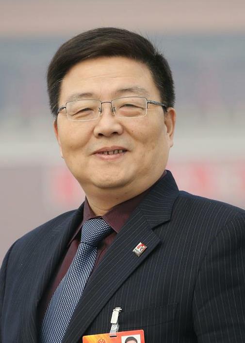 全国人大代表肖伟：建议加快中药防治重大病毒感染性疾病创新药物研发